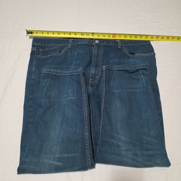 Levi's 502 Taper Fit Men's Jeans 44x30 Dark Wash Blue Denim Pants - Picture 2 of 8
